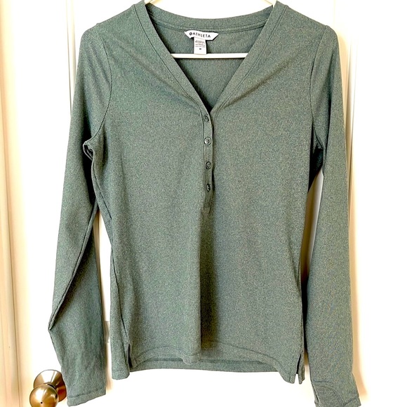 NWOT Athleta Uptempo Ribbed Henley - Picture 1 of 4